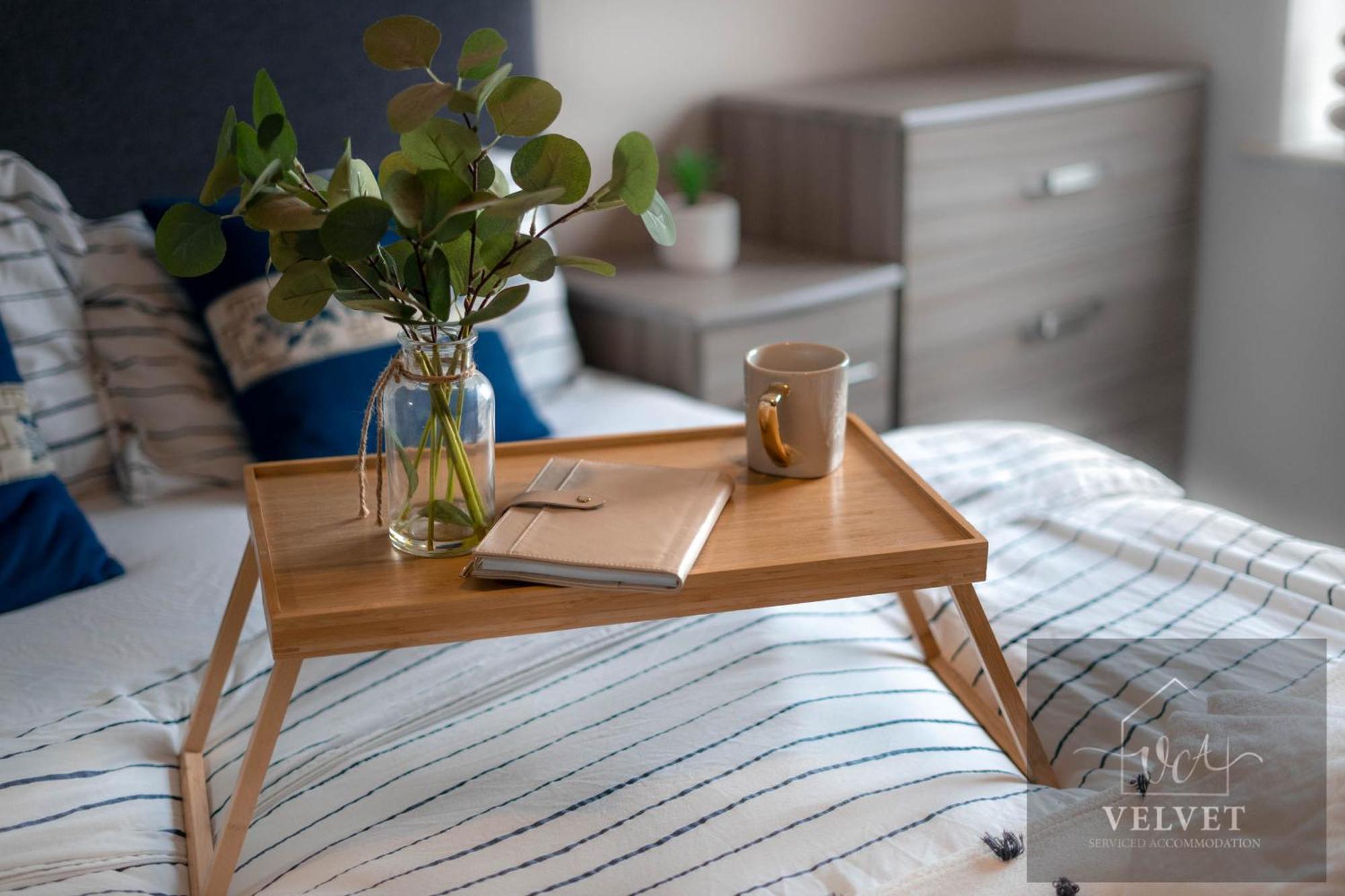 1 Bed House , Free Wifi,Free Parking,Leasure,Business Apartment Суонзи Екстериор снимка